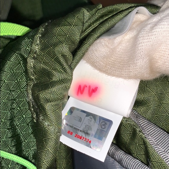 NWT The North Face Diad Pro 22 Backpack - Picture 7 of 13